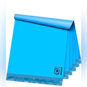 Poly Mailers 25 pc. of 10” x 13” Blue mailing big envelope bags waterproof NEW